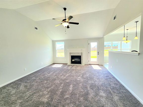 2nd image of 3139 Easton Dr