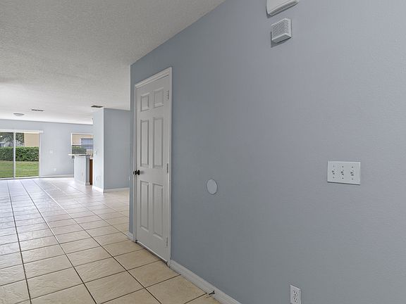 4th image of 13430 Southmeadow Dr #138