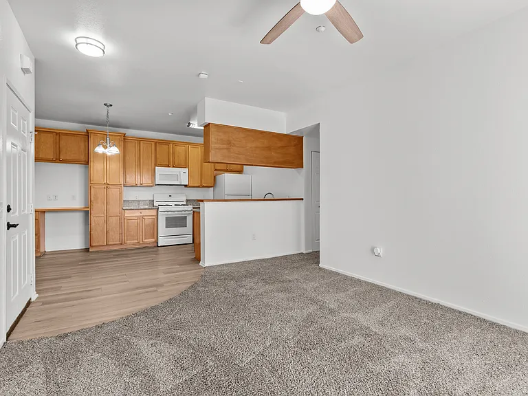 Baywood Villas — Photo 35