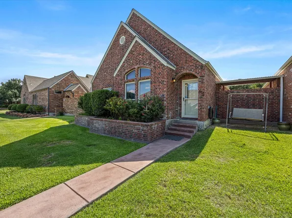 915 Austin Ct, Weatherford, TX 76086