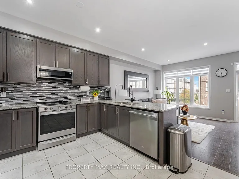 66 Rimrock Cres — Photo 14