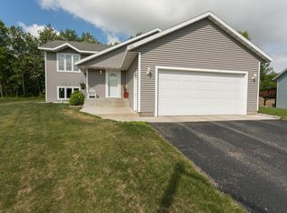 1885 Lake Park Pl, Alexandria, MN 56308