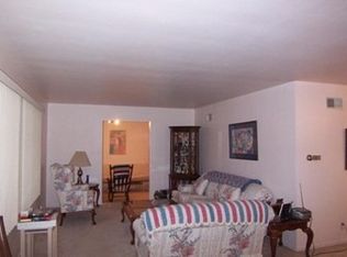 18525 Burnham Ave, Lansing, IL 60438