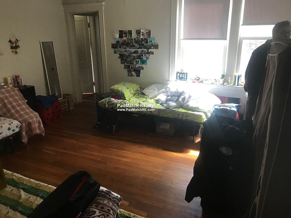 2nd image of 231 Park St #29