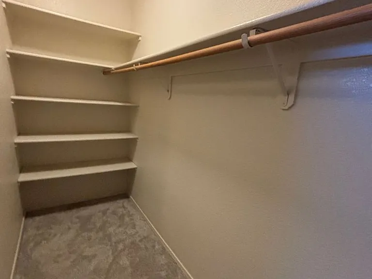 5484 Canteria Ct — Photo 18