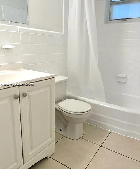 1204 NE 5th Ave #3 — Photo 8