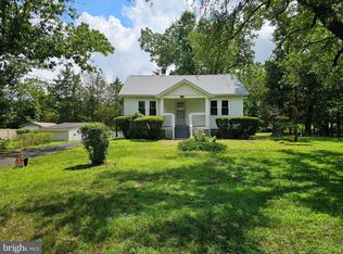 1833 W Oak Rd, Vineland, NJ 08360