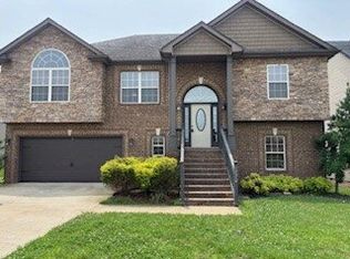 1270 Snowball Ln, Clarksville, TN 37042