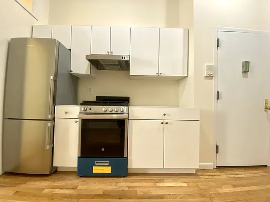Rented by Corcoran | media 7