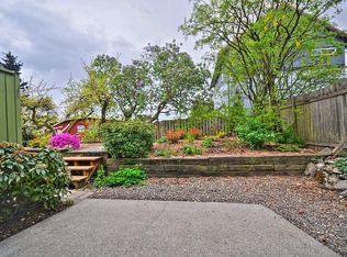 913 N 93rd St, Seattle, WA 98103