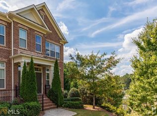 7205 Highland Blf NE, Sandy Springs, GA 30328