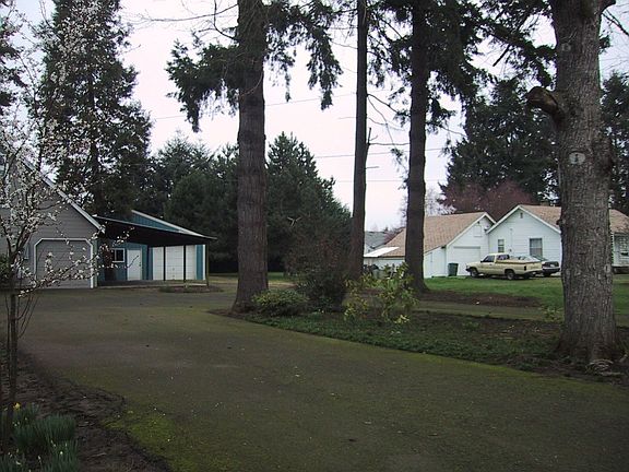Front view of carport & shop