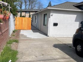 20634 Garden Ave, Hayward, CA