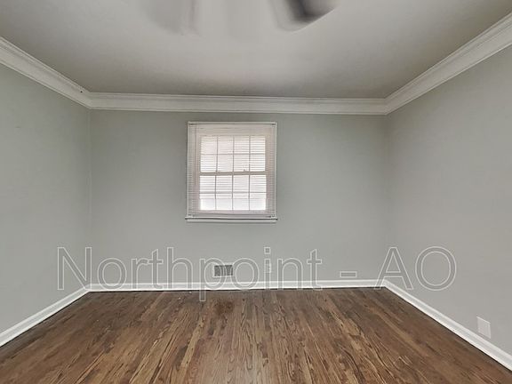 5th image of 14204 E 39th Ter S