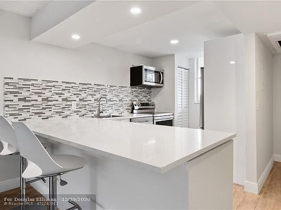 5th image of 5321 NE 24th Ter APT 306A