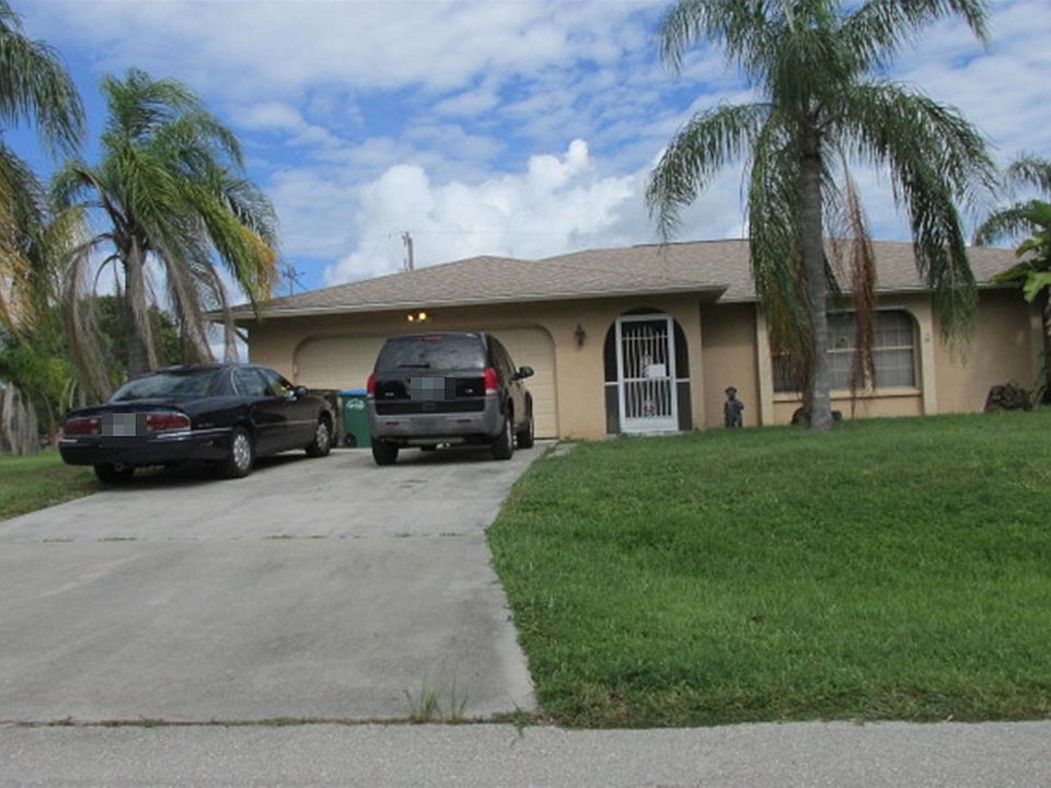 1st image of 431 SE 20th St