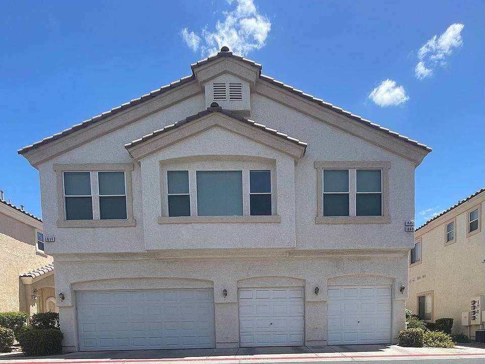 1 Car Garage