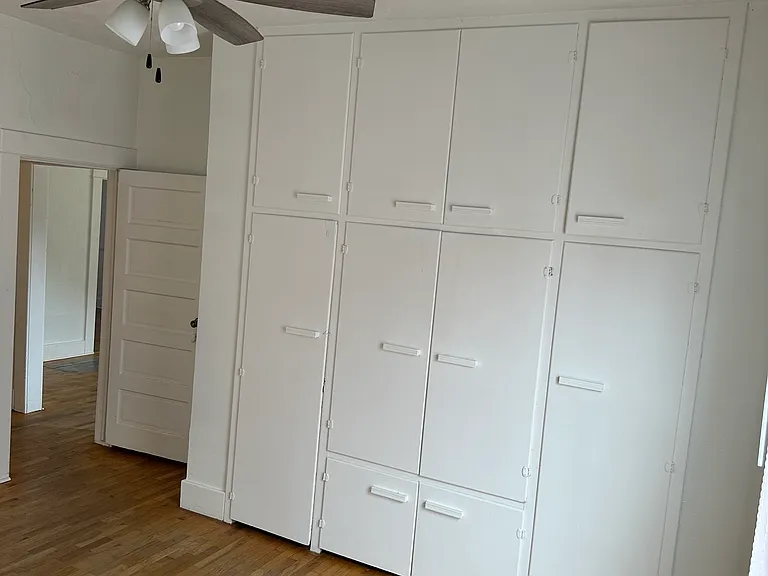 1014 Barnes St — Photo 7