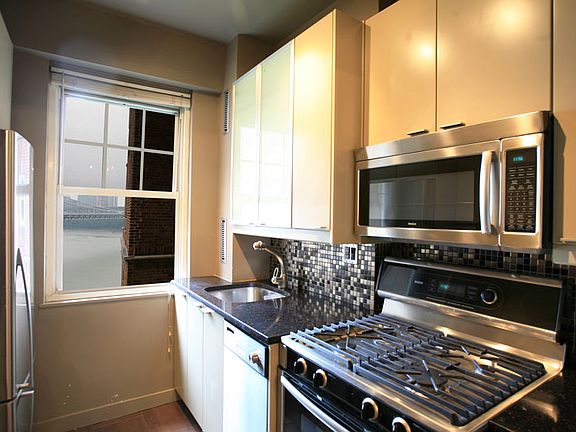 5th image of 180 Cabrini Blvd APT 43