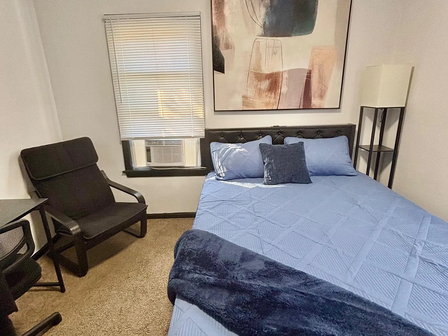 4 bed, 2.5 bath, 1670 sqft, $754 — Photo 4