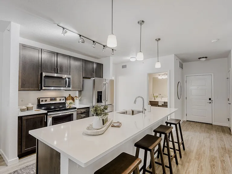 9185 Wilde Ln #202 — Photo 2