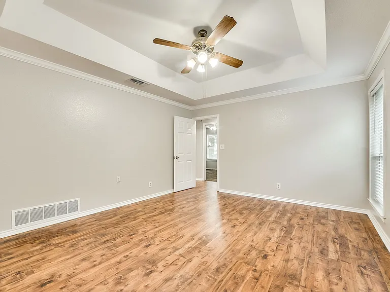 6108 Paradise Dr — Photo 17
