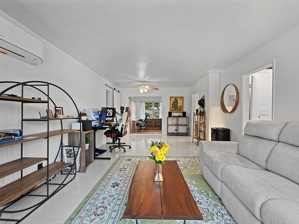 1st image of 2121 Parker Avenue