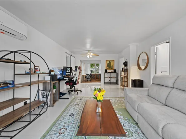 2121 Parker Avenue, West Palm Beach, FL 33401