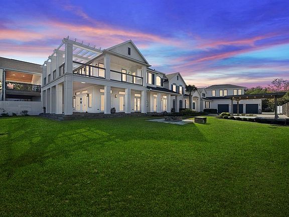 2nd image of 4023 Bayshore Dr