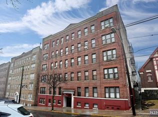 331 79th St APT 12, North Bergen, NJ 07047