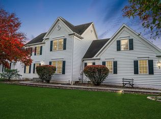 103 Panorama Ct, Charles Town, WV 25414