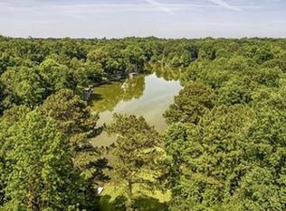 420 Lakeshore Dr, Berkeley Lake, GA 30096
