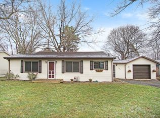 127 Elmside Rd, Benton Harbor, MI 49022