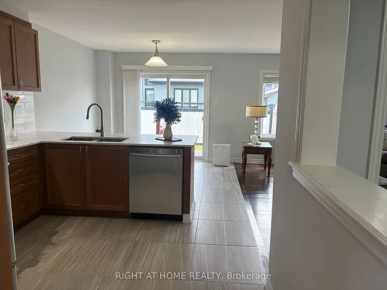 333 Rouncey Rd — Photo 11