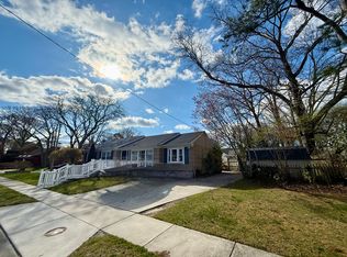 44 Village Cir, Stroudsburg, PA 18360