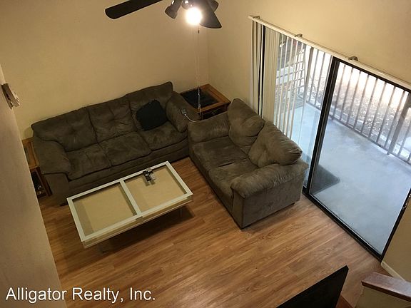 5th image of 5114 NW 34th Pl