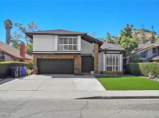 15 Hunter Point Rd, Pomona, CA 91766