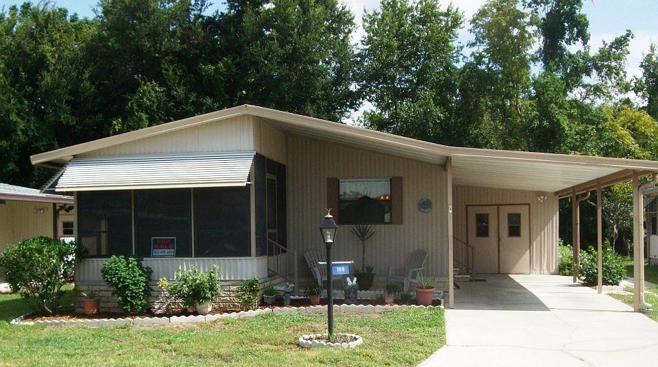 Woods House Front View