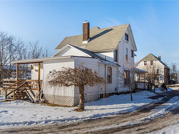 3rd image of 374 Harrison St