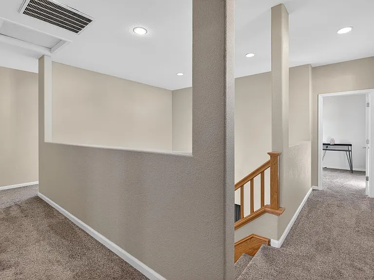 9362 Lost Springs Ct — Photo 17