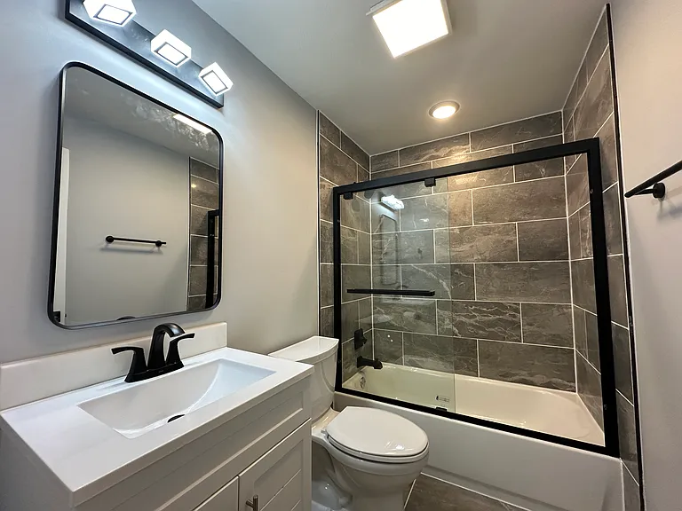 910 Teall Ave #8 — Photo 3