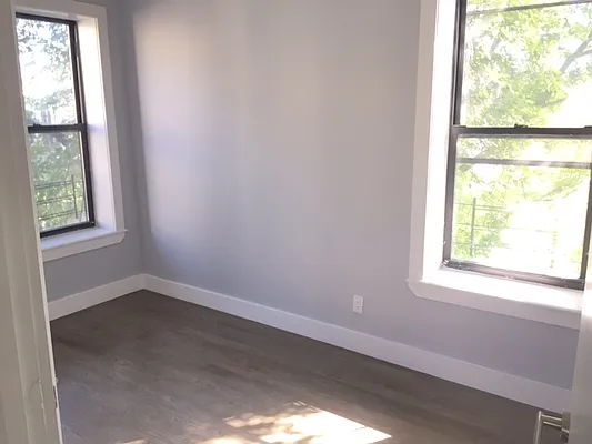 Rented by Lang Realty LLC | media 16