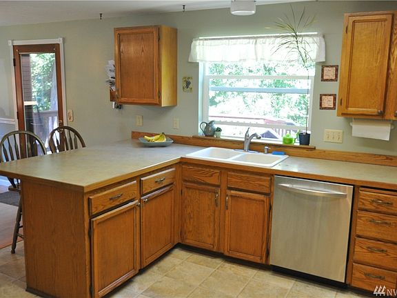 5th image of 2052 Tamsen Ct NW