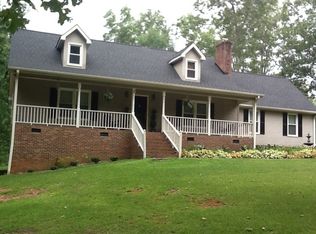 207 Ossie Hayes Rd, Pickens, SC 29671