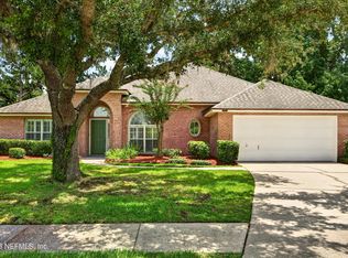 1955 GUARDED Way, Fleming Island, FL 32003