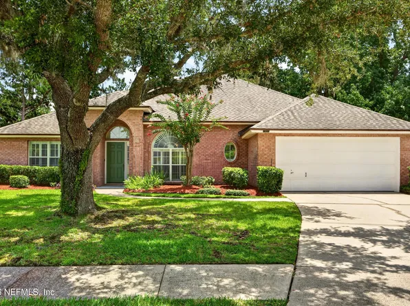 1955 GUARDED Way, Fleming Island, FL 32003