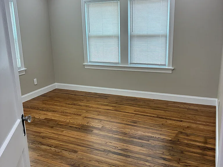 4805 Capitol Ave — Photo 18