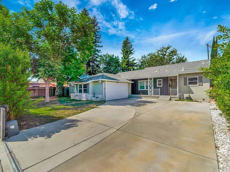 7715 Oakdale Ave — Photo 35