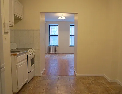 Rented by Compass | media 10