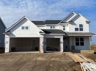 18097 Hinckley Ave, Lakeville, MN 55044